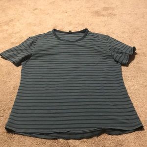Lululemon medium 5 year basic tee